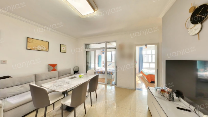 国基城邦逸墅二手房实景图