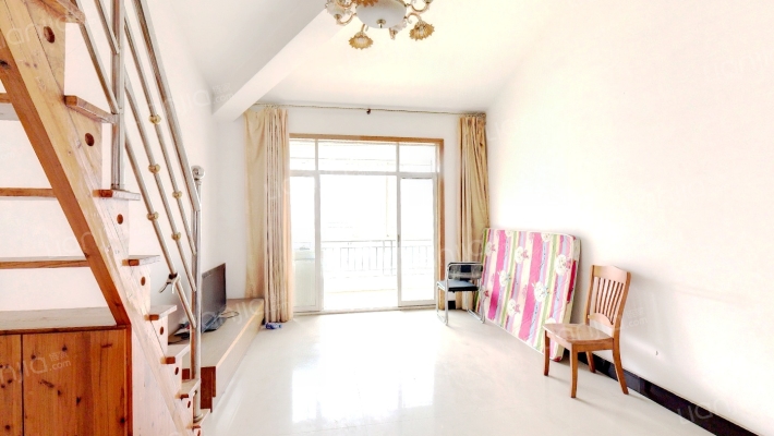 贵都国际花城小区二手房实景图