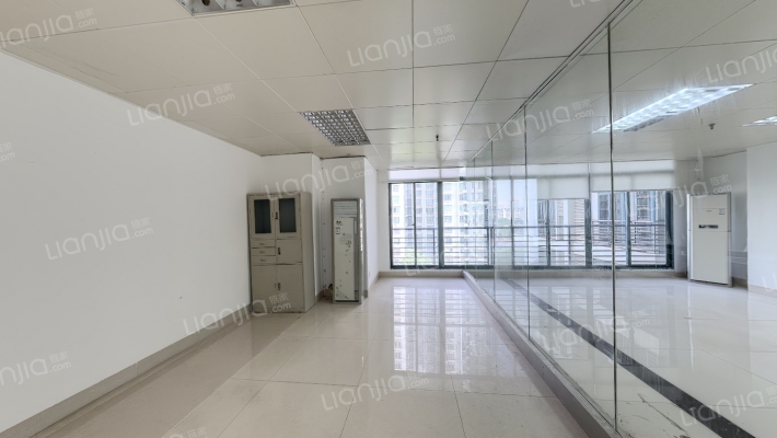 德瑞大厦二手房实景图