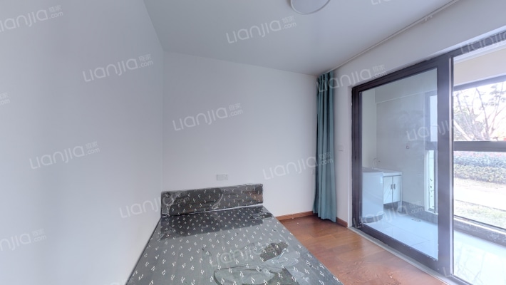 宁波·湖光天樾二手房实景图