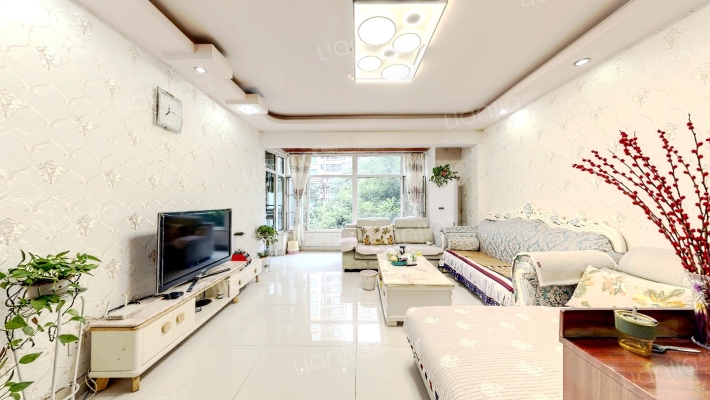 绿茵豪庭B区二手房实景图