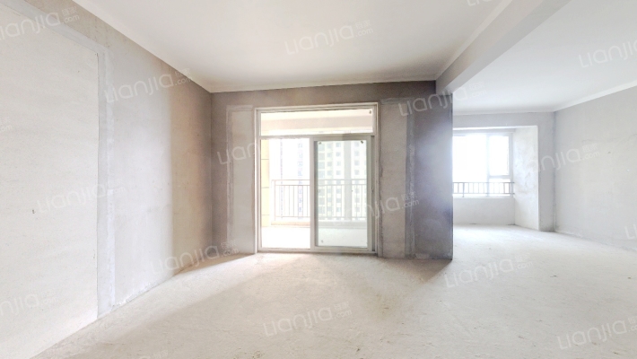 泊湖天下二期二手房实景图