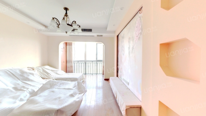 北城未来C区二手房实景图