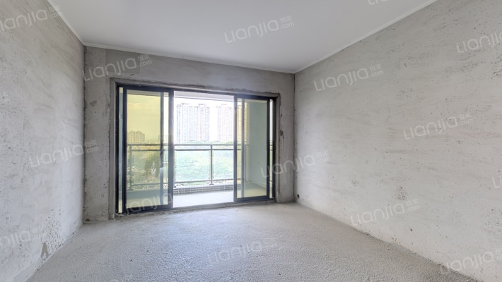 鼎峰国汇山二手房实景图