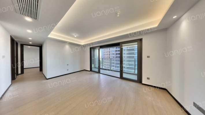 泊印澜庭二手房实景图