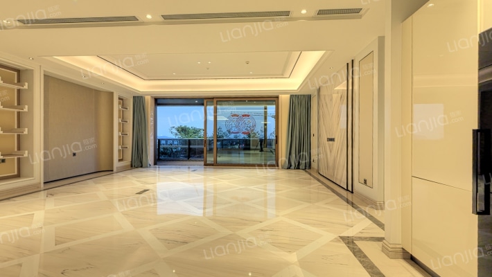 前海金融中心二手房实景图