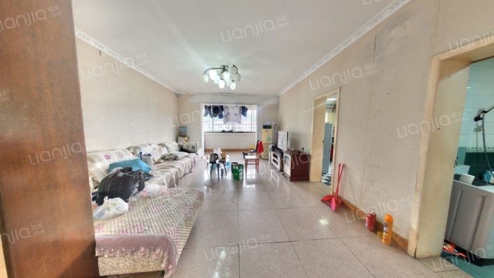 沿山路二段47号二手房实景图