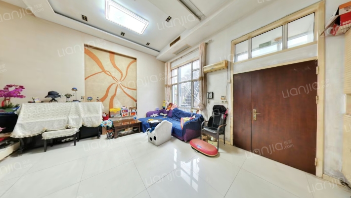 左岸名苑紫罗兰舍二手房实景图