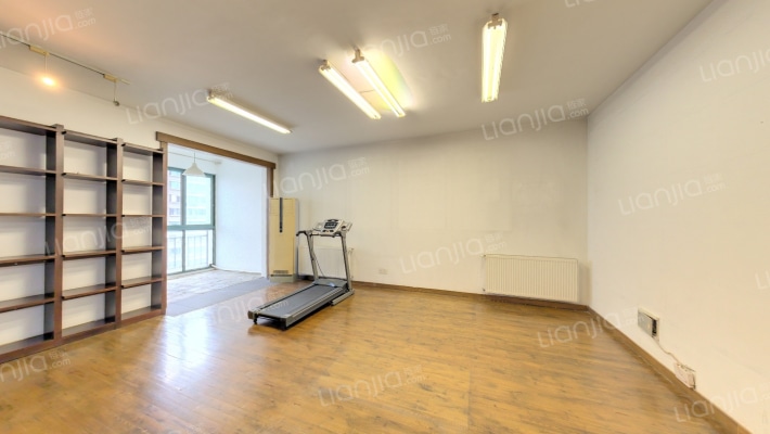 顶间花园二手房实景图