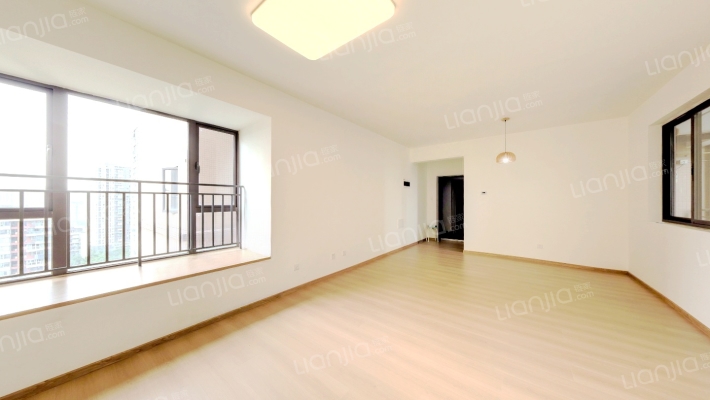 优品尚东三期二手房实景图