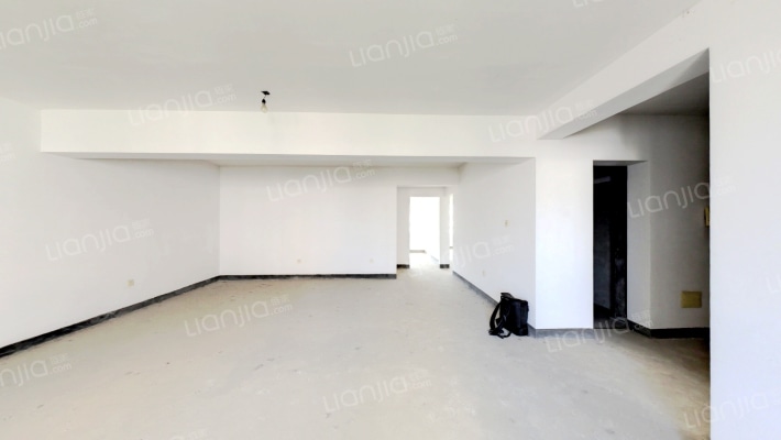 国发花园二手房实景图