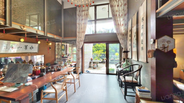 山水芳邻二手房实景图