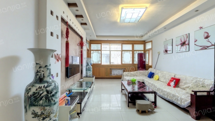 汽配公司家属院二手房实景图