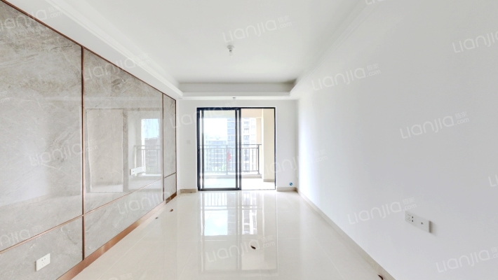 美的水投花湾城二手房实景图