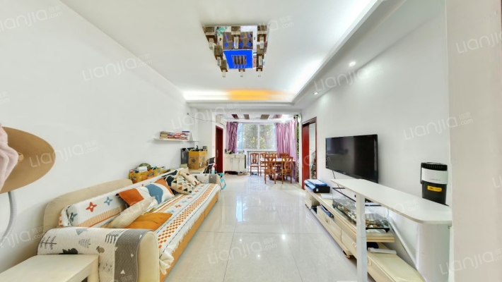 福晟钱隆金山二手房实景图