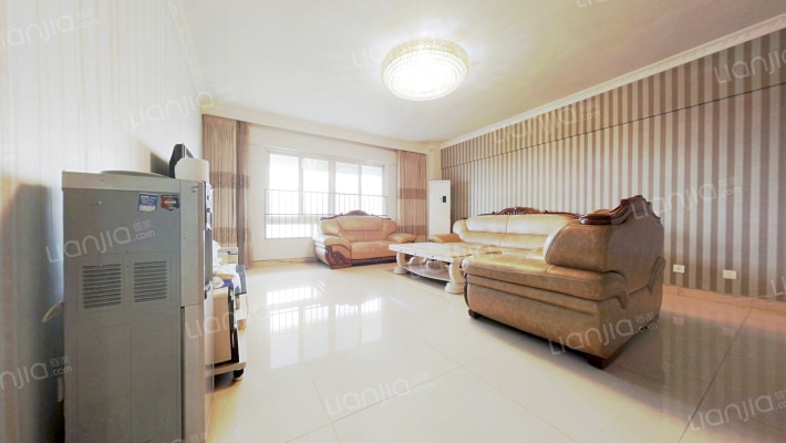 中央欣城二手房实景图