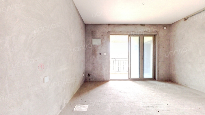 庆隆南山高尔夫国际社区叠滟岭二期二手房实景图