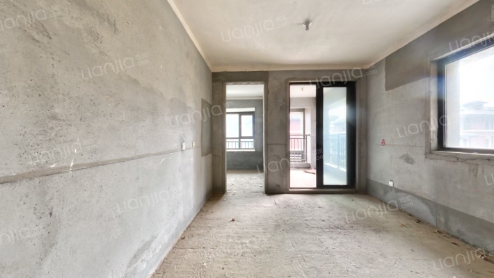 佳润滨河佳园二手房实景图