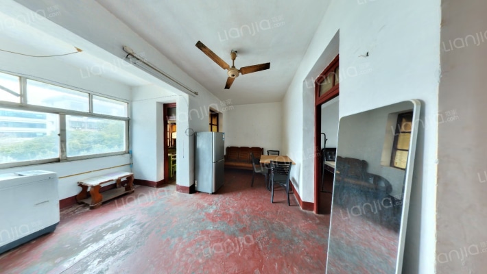 汽车城宿舍二手房实景图