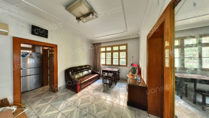 乡镇公寓二手房实景图