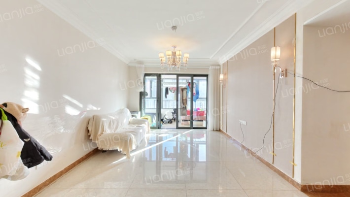 恒大金碧天下二手房实景图