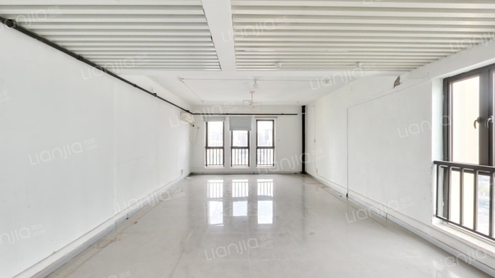 中央第五街二手房实景图