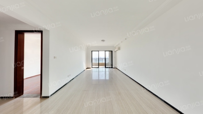 越秀滨海珺城二手房实景图