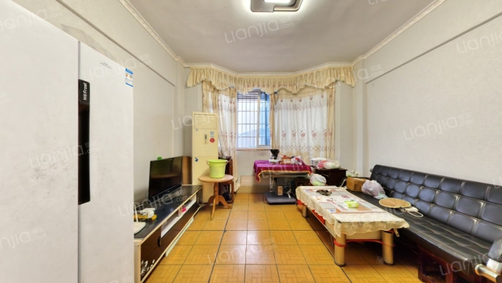 滤芯厂宿舍二手房实景图