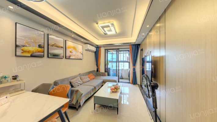 中海世茂府二手房实景图