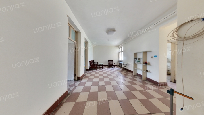 航海路179号院二手房实景图