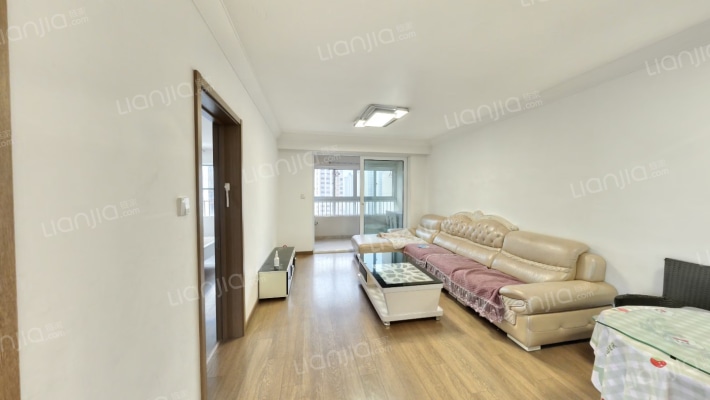 万科公园大道二手房实景图