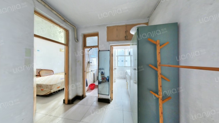 洪河沿街供电局家属楼二手房实景图