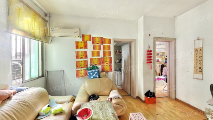 粮店小区二手房实景图