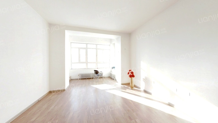 米兰DC1期二手房实景图