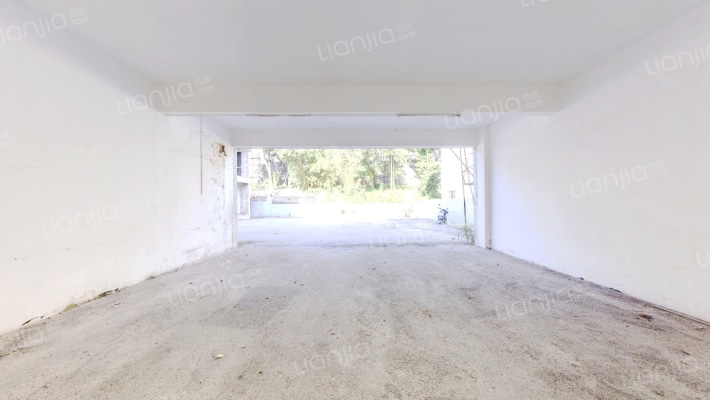 见龙山庄二手房实景图