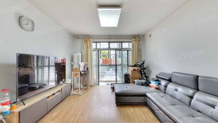 加城湖滨公寓二手房实景图