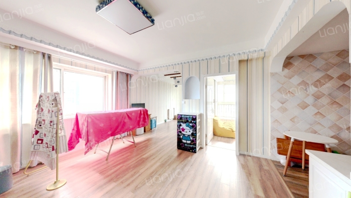 橡树湾二手房实景图