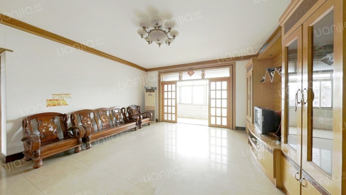 江铃梨园一区南区二手房实景图