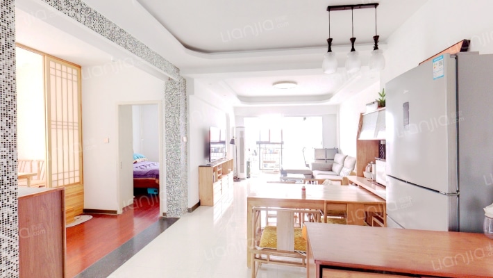 万景梅庭小区二手房实景图