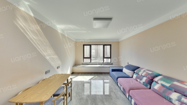 万科向日葵小镇东郡春漫里二手房实景图