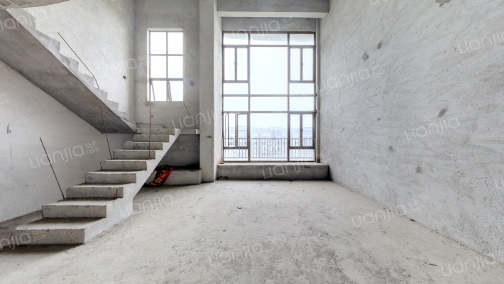 盈彩美地二手房实景图