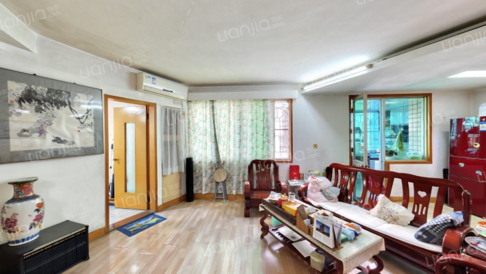 省检宿舍二手房实景图