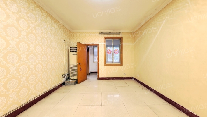 传输局家属院二手房实景图