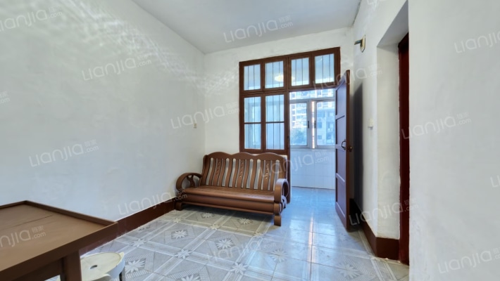 石桥墩还建楼二手房实景图