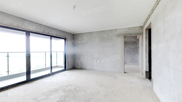 卓越滇池晴翠二手房实景图