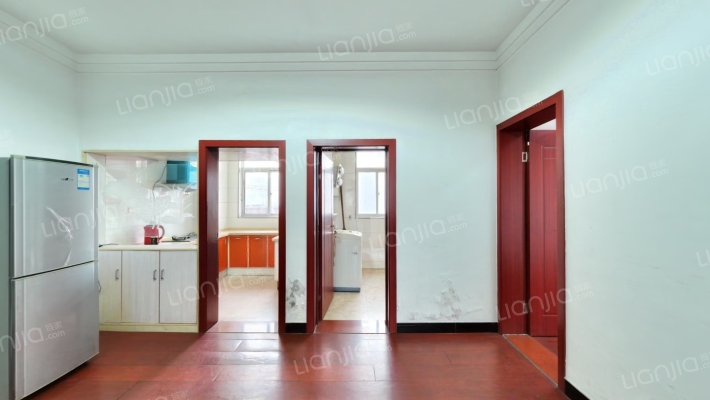 酒厂小区二手房实景图