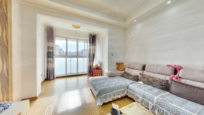 滨江国际二手房实景图