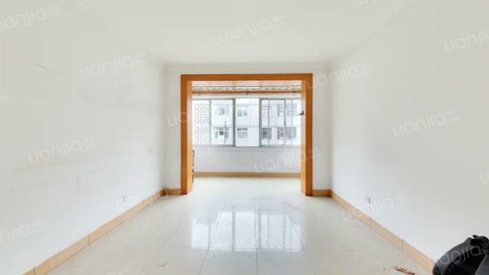 怡康温泉新村二手房实景图