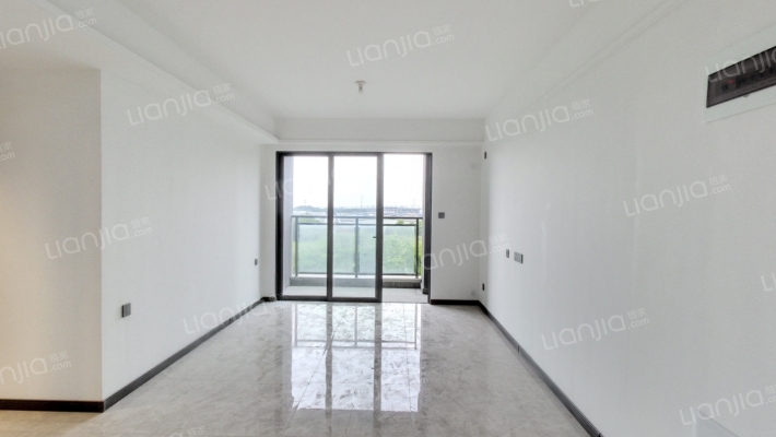 万科璞悦山二手房实景图