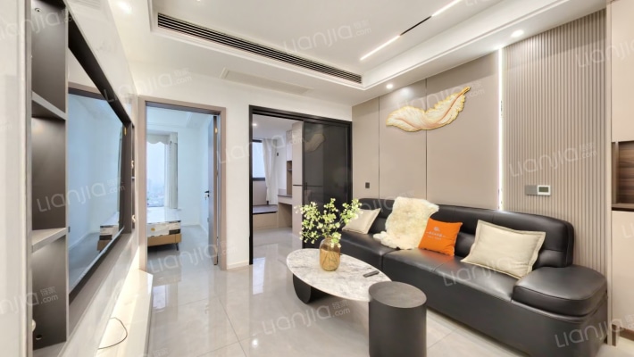 雕像广场二手房实景图